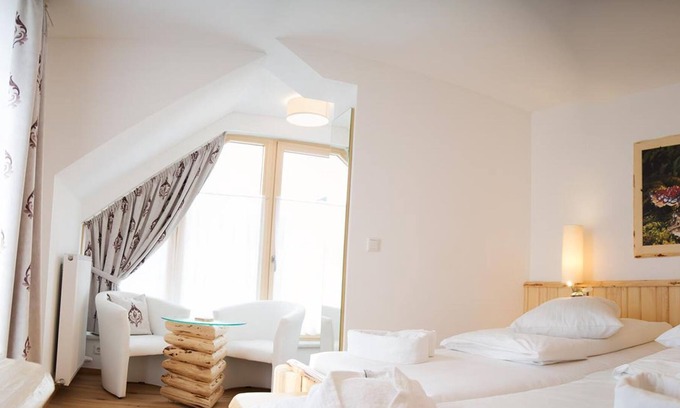 Weissenbach Haus | "Hauser Kaibling" with balcony (1-3 nights), 3/4 pen. - Hartweger's