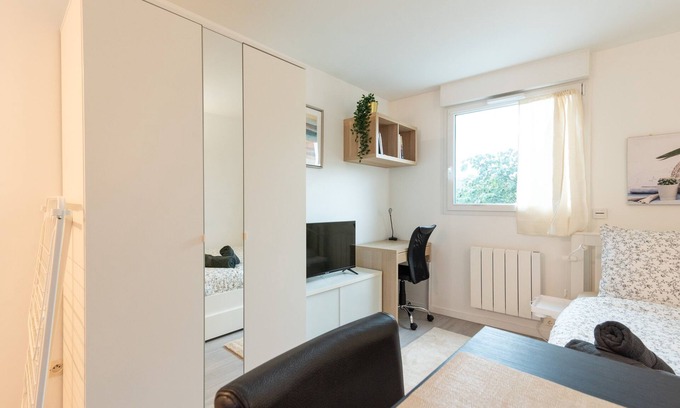 Noisy-le-Grand Wohnung | Havre Élégant - Proche Paris et Disneyland