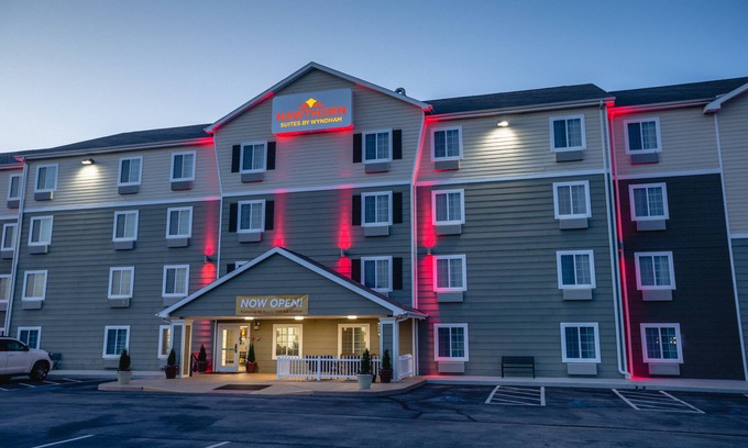 St. Robert Hotel | Hawthorn Extended Stay by Wyndham Saint Robert