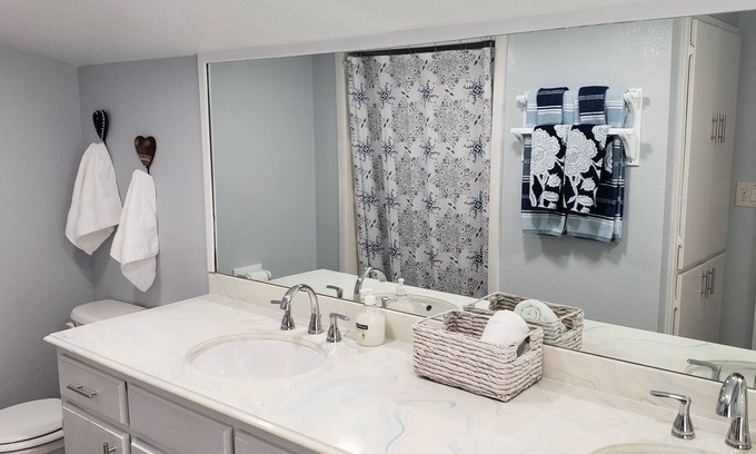 Sonoita Haus | Hayloft in the heart of Sonoita, Upstairs 2nd level, 1of3 units