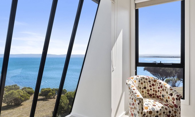 Coles Bay Haus | Hazards Hideaway