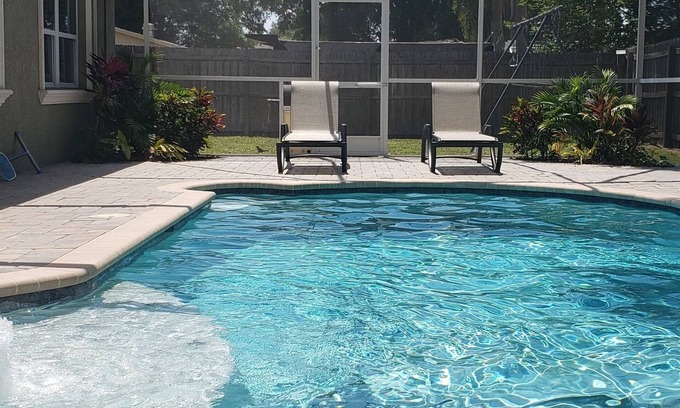 Apollo Beach Haus | Poolhaus in Apollo Beach