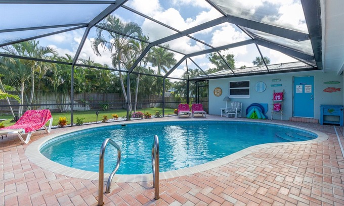 Forest Isles Haus | Cocoa Beach Getaway House - zu Fuß zum Strand - beheizter Pool