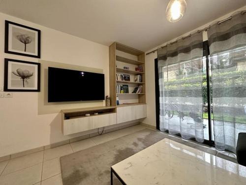 Prevessin-Moens Wohnung | HeberGeneve : Domaine de Rochat
