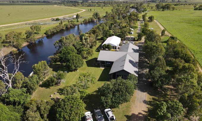 Barmoya Hotel | Hedlow Retreat