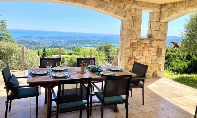 Vence Haus | Auf den Höhen von Vence, Panoramablick auf das Meer, beheiztes Schwimmbad,