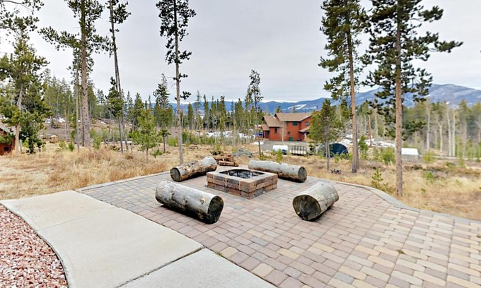 Winter Park Highlands Haus | Hemlock Cabin