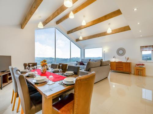 Haslingden Haus | Hen House View 1 - Uk41552