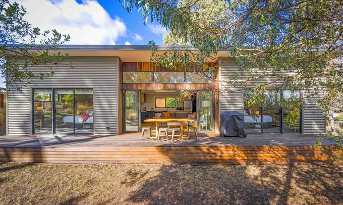Lymington Kabine | Herlihys On Huon - Cabin 2 - Lymington
