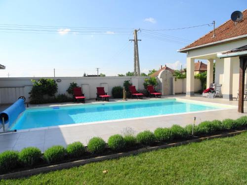 Poroszlo Haus | Het Herenhuis