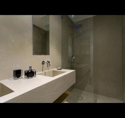 Misericordia Haus | Hi to the luxe apt