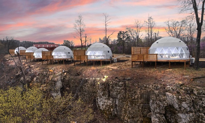 Stanton Kabine | "Hickory Heights" - Overlook Dome 006 in RRG