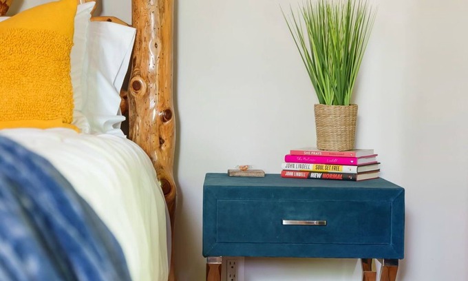 Turners Haus | Hidden Gem & Cozy Cabin Retreat: TWO HOMES, SAME PROPERTY