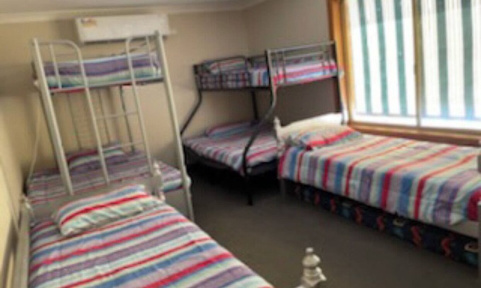 Yarrawonga Haus | Hidden Oasis on Piper. Park your car and walk to everything