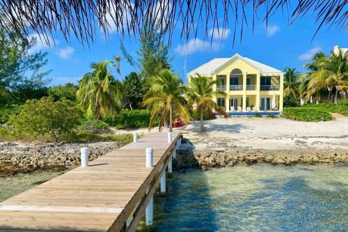 Breakers Haus | HIdden Treasure by Grand Cayman Villas & Condos