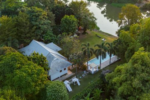 Sam Chuk Haus | Hide & Seek River Villa