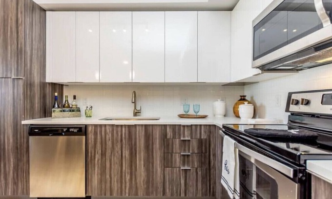 Riverwalk Fort Lauderdale Wohnung | High rise condo with balcony views and night life.