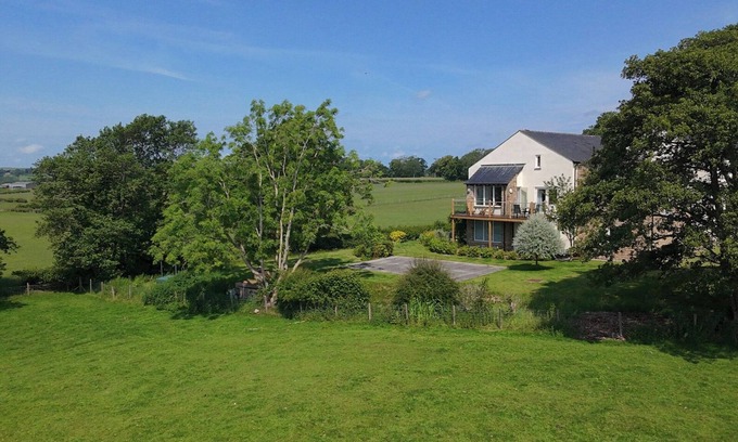 Kirkby Lonsdale Haus | HIGH VIEW MEADOWS, family friendly in Kirkby Lonsdale