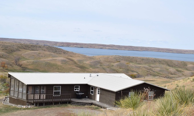 Pierre Haus | Hillbilly Relaxation Ranch - Ihr Ziel für Fisch & Jagd & Familientreffen