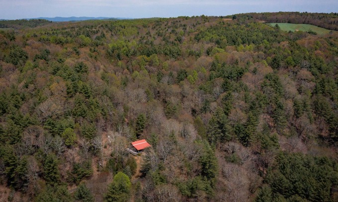 Hillsville Kabine | Hillside Hideaway