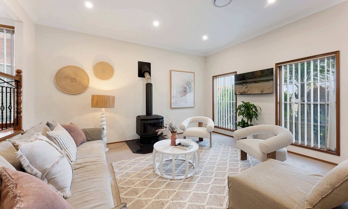 Shell Cove Haus | Hilltop Haven - Shell Cove
