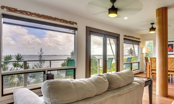 Hilo Hütte | Hilo Home w/ Private Deck + Stunning Ocean Views!