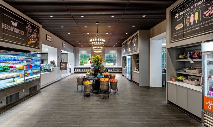 Easton Hotel | Hilton Columbus at Easton