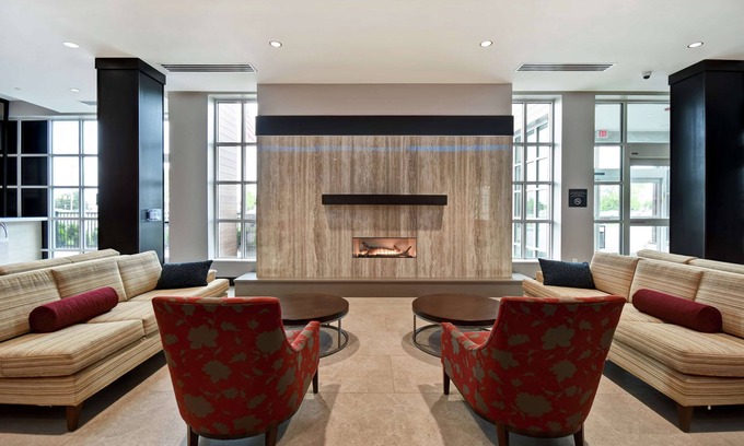 Lansing Hotel | Hilton Garden Inn Lansing West