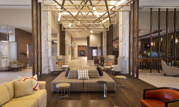 Ludlam Hotel | Hilton Miami Dadeland