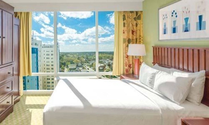 Northeast Virginia Beach Resort | Hilton Ocean Beach Club Resort an Oceanfront Resort in 2 Bedroom City View Unit!