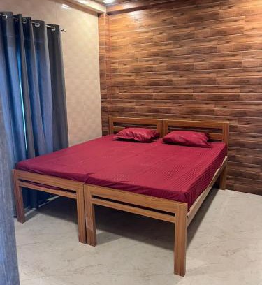 Rishikesh Haus | himalayan siddhi home stay
