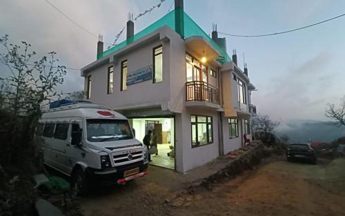 Kumharsain Haus | Himalayan Yew Camps and Homestay by StayApart