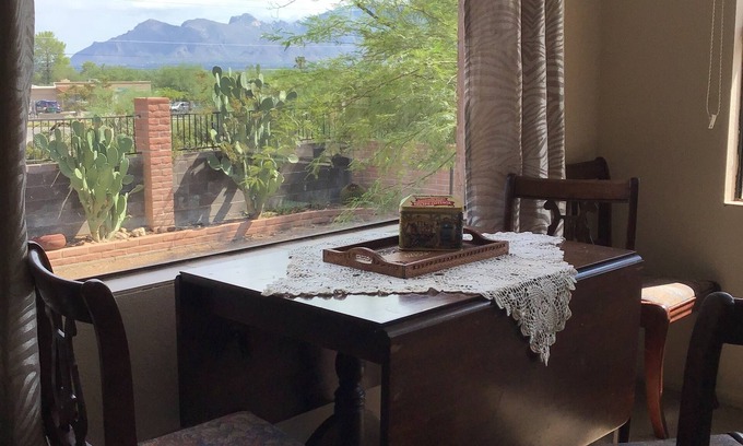 New Day West Haus | Hint of Nostalgia in Tucson