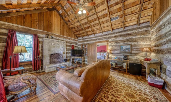 Fredericksburg Wohnung | Historic Rocky Hill