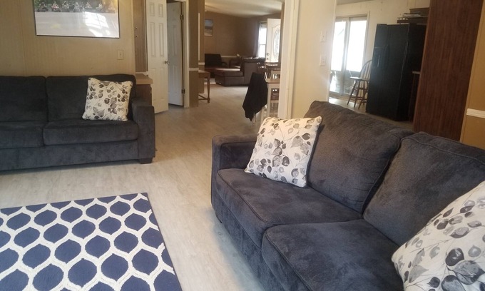 Mullens Haus | HMT Retreat