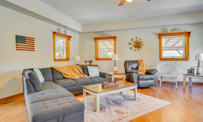 Rockbridge Haus | Hocking Hills Hideaway with Hot Tub and Fire Pit!