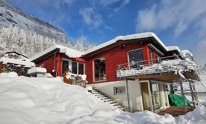 Flims Wohnung | Ferienwohnung Flims Dorf für 1 - 4 Personen mit 2 Schlafzimmern - Ferienwohnung