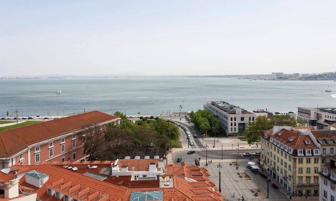 Martires Wohnung | Holiday apartment Lisbon for 1 - 6 persons with 3 bedrooms - Holiday apartment in one or multi-famil