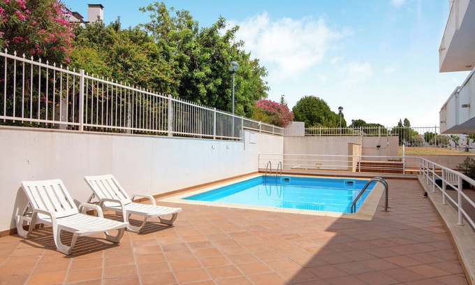 Santa Luzia Wohnung | Holiday Apartment "T3 Santa Luzia - H" with Shared Pool, 2 Balconies and Wi-Fi
