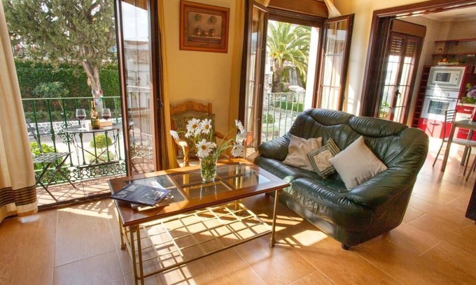 Montecorto Haus | Ferienhaus "Casa Montelucía" mit Bergblick, Terrasse und WLAN