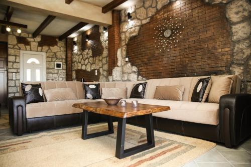 Pavliani Haus | Holiday Home in the Center of the Village