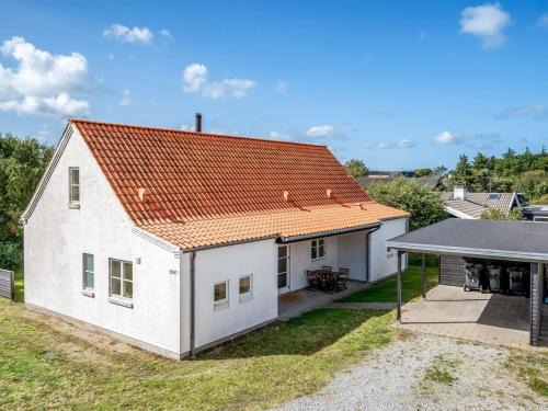 Tversted Haus | Holiday Home Marijanne - 500m from the sea by Interhome