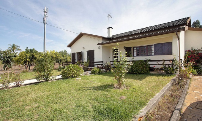 Pombal Haus | Ferienhaus 'Mita's Country House' mit privater Terrasse, Balkon und WLAN