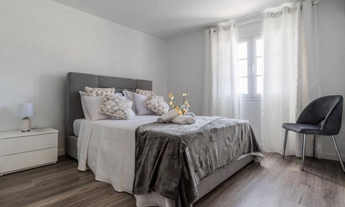 Camacha Haus | Ferienhaus "Sweet Home Madeira" mit Meerblick, privater Terrasse und WLAN