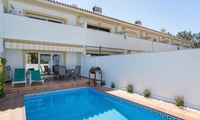 Vale do Garrao Haus | Holiday Home V2 Garrão 650m from the beach by Interhome