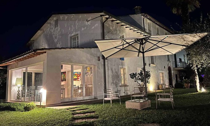Lidarno Haus | Ferienhaus mit Pool, Whirlpool und Sonnensolarium