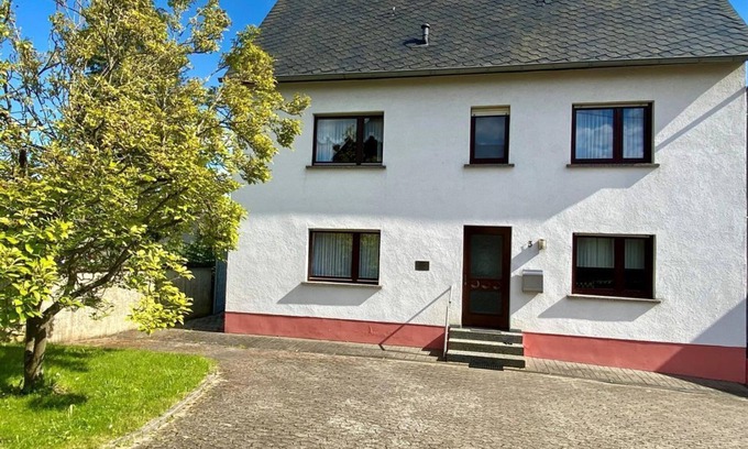 Morshausen Wohnung | Ferienhaus Agnes Beres