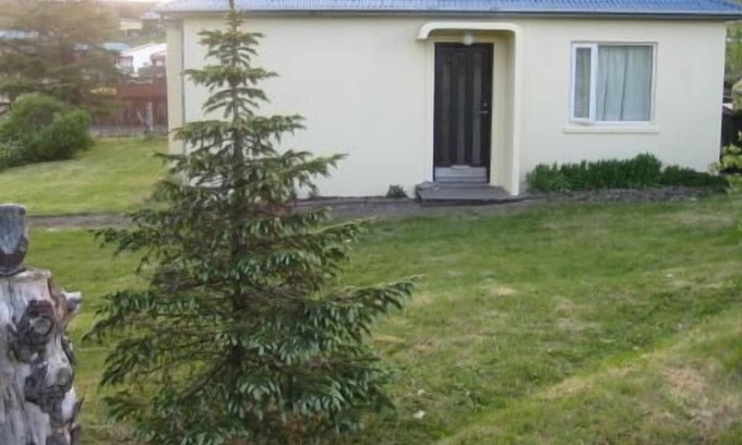 Breiddalsvik Haus | Holiday house Breiðdalsvík for 1 - 5 persons with 3 bedrooms - Holiday home