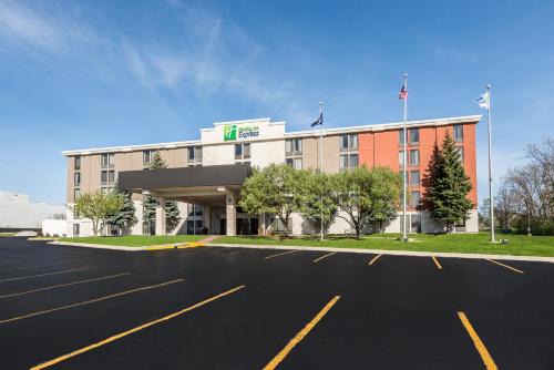 Flint Hotel | Holiday Inn Express Flint-Campus Area by IHG