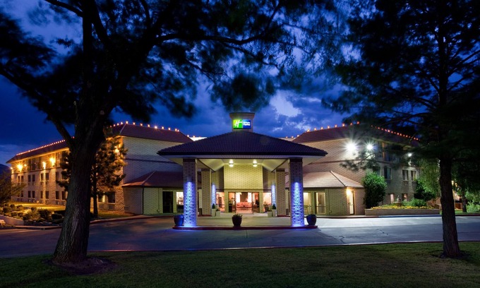 Cortez Hotel | Holiday Inn Express Mesa Verde-Cortez by IHG